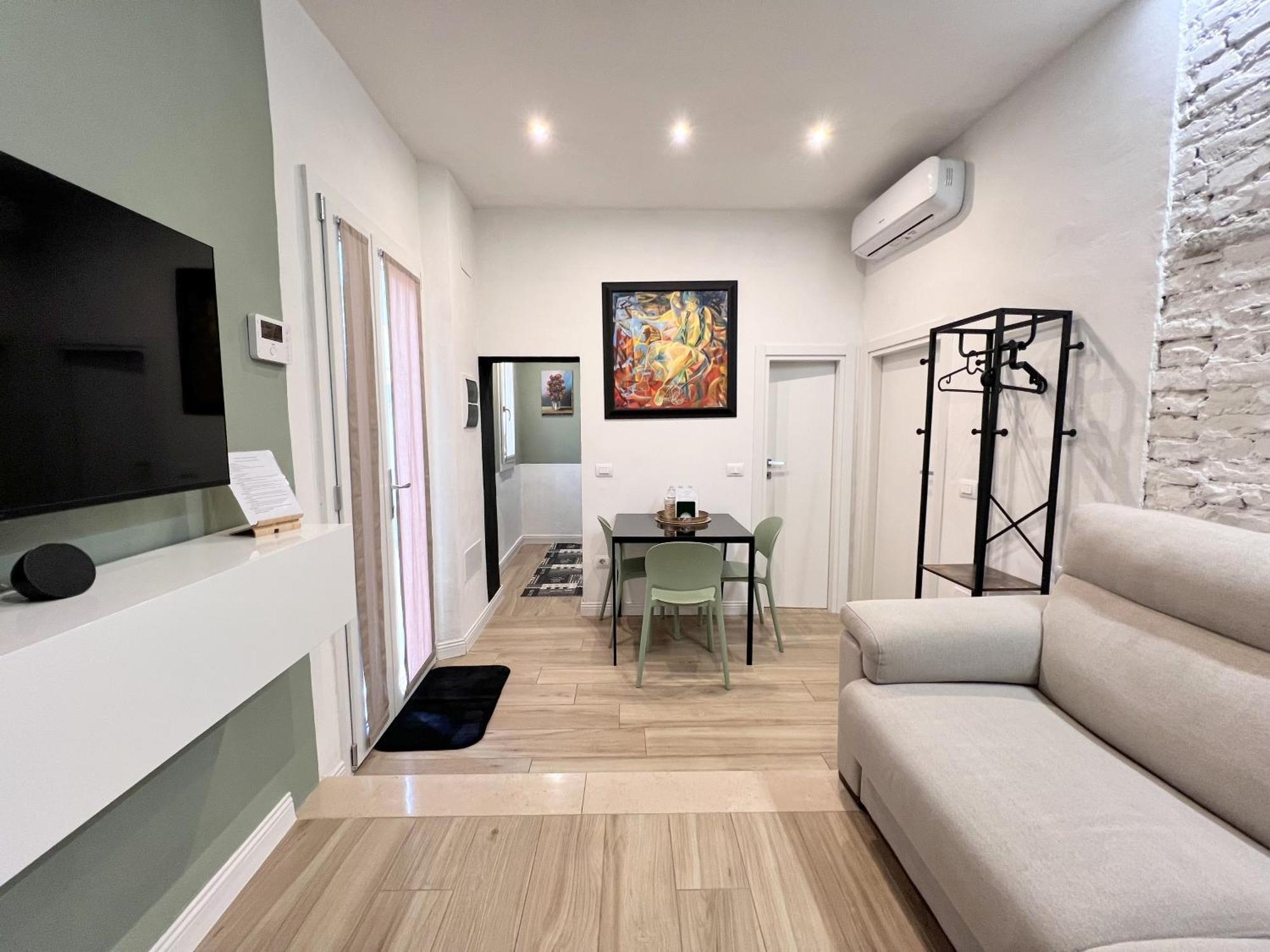 Home Cavour Prato Прато Екстериор снимка