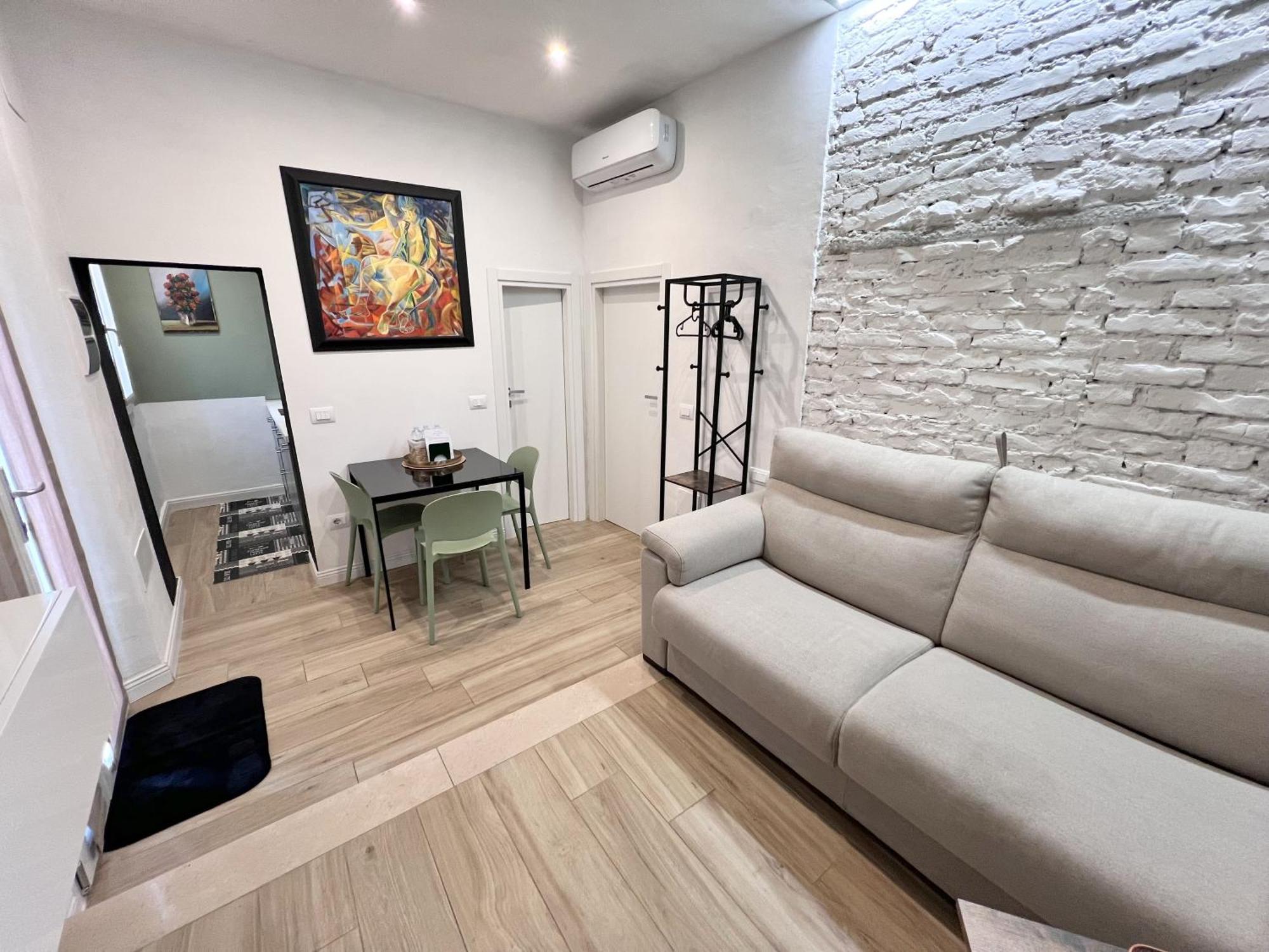 Home Cavour Prato Прато Екстериор снимка
